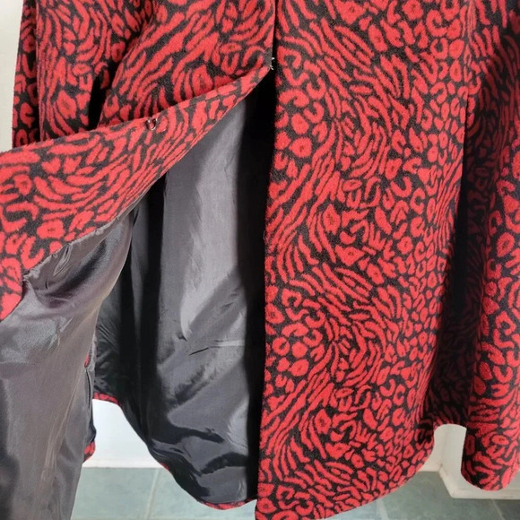 FOCUS 2000 Red/Black Women’s Fall Animal Print Poncho (Size: S/M) - Picture 4 of 16